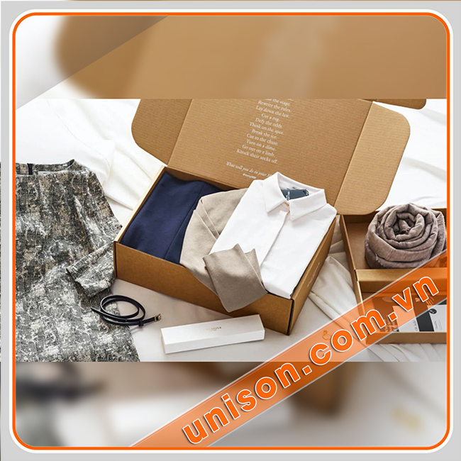 Sản xuất hộp giấy đựng quần áo shop thời trang uni-son hình 1